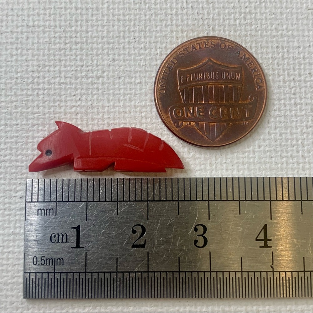 Vintage Coral Zuni Fetish Armadillo Bead Native American Carved Spirit Animal 1" - Picture 9 of 12